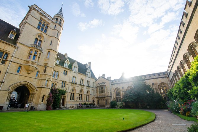 Private Oxford Walking Tour With University Alumni Guide - Tour Details