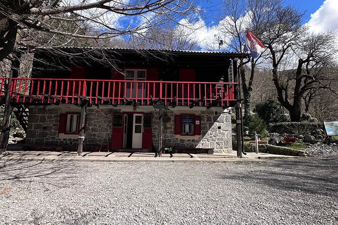 Private Paklenica Hiking Tour From Zadar up to 8 People - Start Time and End Point