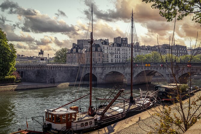 Private Paris Beginners Walk With Photos, Must-Sees, Gems, Tips - Tour Details