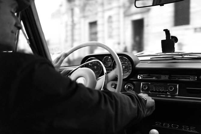 Private Paris Guided Tour by Classic 1970 Mercedes S Class - Classic Car Experience