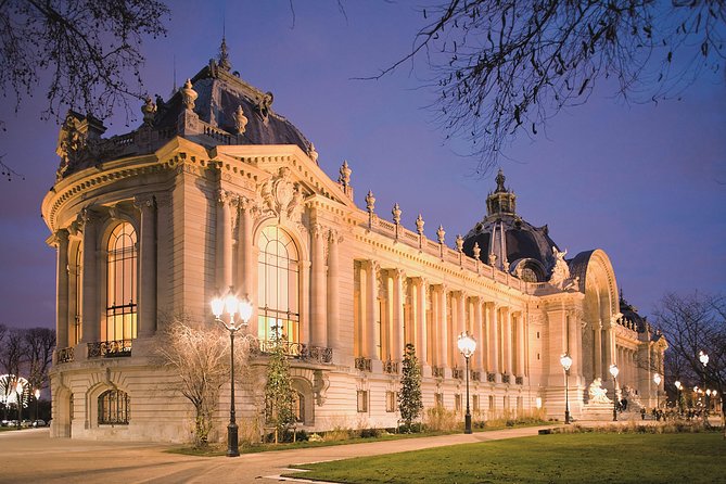 Private Paris Illuminations & Cruise With Minivan - Common Questions