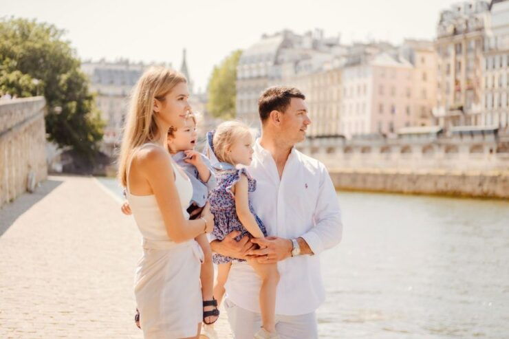 Private Paris Multiple Places Photoshoot by a Filmmaker - Pricing and Duration