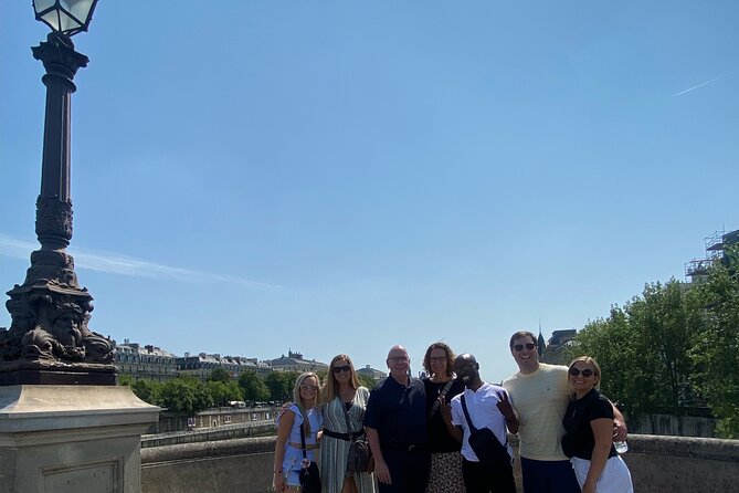 Private Paris Tour by Minivan, Private Guide, Champagne(Optional) - Inclusions and Amenities