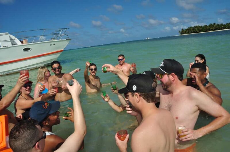 Private Party Boat Tour with Drinks and Snacks in Punta Cana - A Closer Look at the Itinerary