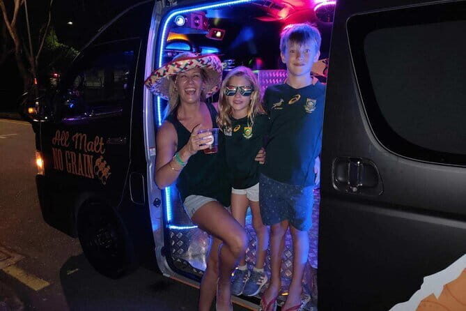 Private Party Bus Shared Tour in Singapore - An In-Depth Look at the Private Party Bus Experience