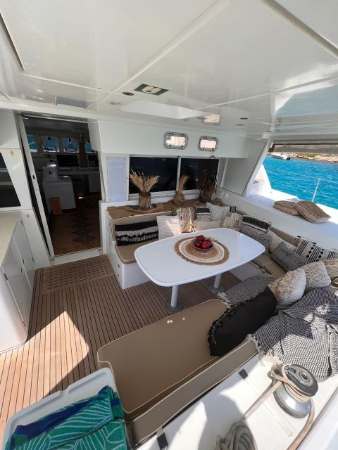 Private Party - Catamaran (Paranga Beach) - Music Entertainment by Greek and International Artists
