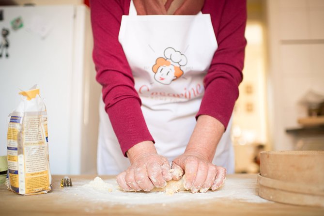 Private Pasta-Making Class at a Cesarinas Home With Tasting in Padua - Booking Information