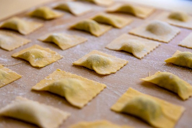 Private Pasta & Tiramisu Class at a Cesarinas Home With Tasting in Forlì - Good To Know