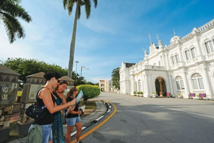 Private Penang City Tour With Kek Lok Si Temple - Booking and Cancellation Details