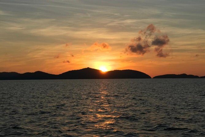 Private Phi Phi Early Bird Premium Tour - Detailed Itinerary and What You Can Expect