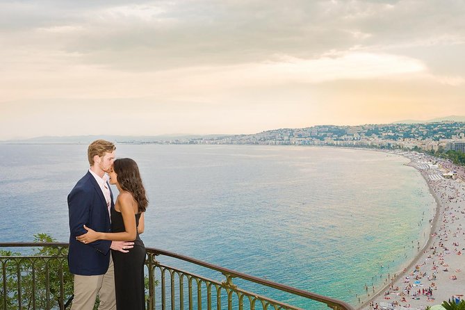 Private Photo Session With a Local Photographer in Aix-En-Provence - Overview of the Experience