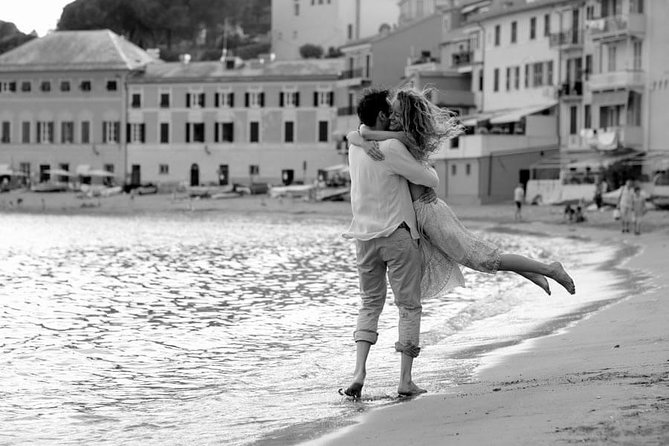 Private Photo Session With a Local Photographer in Chiavari - Good To Know
