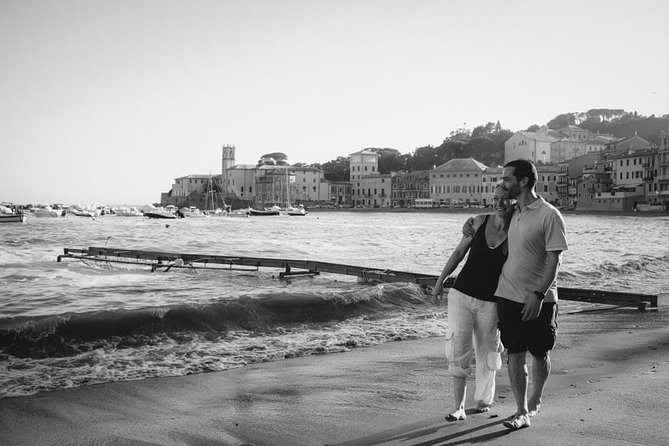 Private Photo Session With a Local Photographer in Chiavari - Booking Details