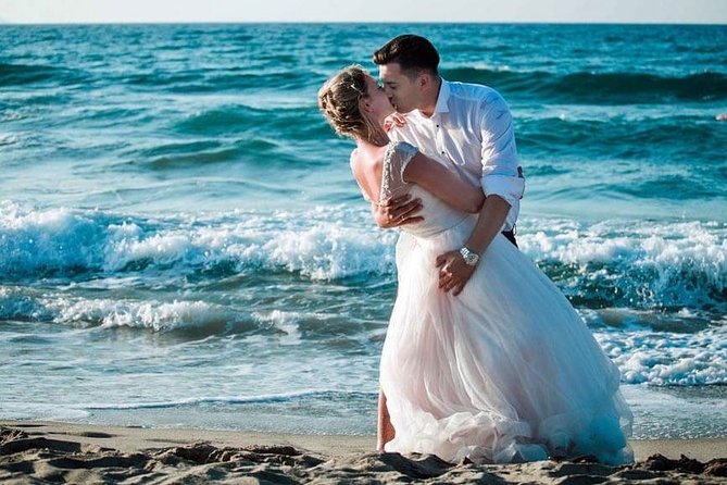 Private Photo Session With a Local Photographer in Heraklion - Cancellation Policy