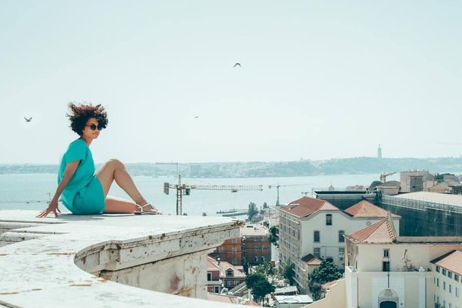 Private Photo Session With a Local Photographer in Lisbon - Pricing and Booking Details