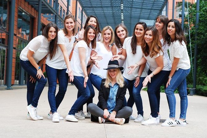 Private Photo Session With a Local Photographer in Lyon - Overview of the Experience