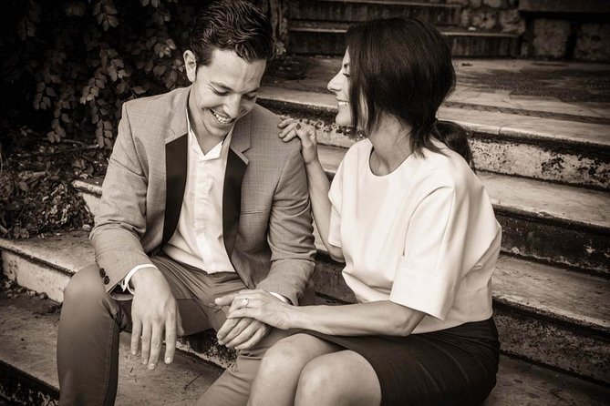 Private Photo Session With a Local Photographer in Nice - Date and Travelers
