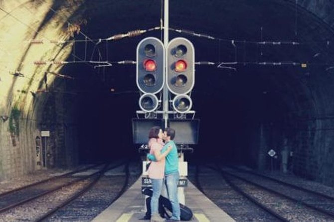 Private Photo Session With a Local Photographer in Porto - What To Expect