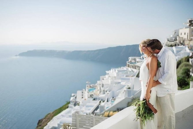 Private Photo Session With a Local Photographer in Santorini - Reviews