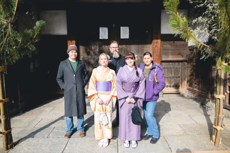 Private photo sessions throughout Japan - Private Photo Sessions Throughout Japan: A Practical, Personalized Travel Keepsake