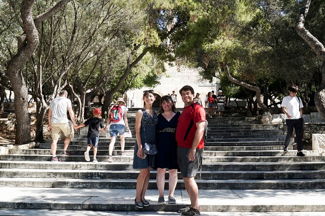 Private Photo Shoot Tour in Athens by a Top Pro - Additional Information