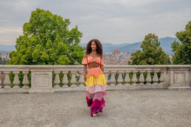 Private Photo Shooting walking Tour with a local around Florence - Exploring the Private Photo Shooting Walking Tour with a Local in Florence