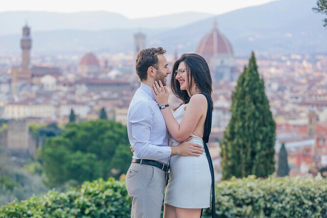 Private Photo Shooting walking Tour with a local around Florence - Authentic Insights from Reviewers