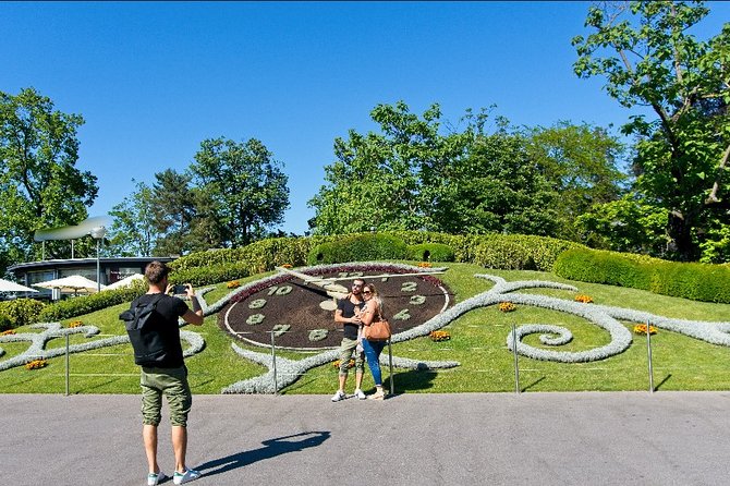 Private Photo Tour in Geneva - Comfortable Experience for You or Your Group