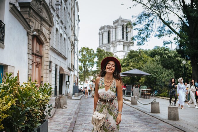 Private Photo Walking Tour Discovering the Beauties of Paris - The Benefits of a Private Tour