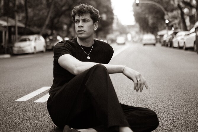 Private Photographic Session by Puntos De Madrid - Meeting Point and Directions