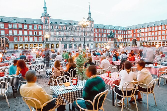 Private Photography Tour in Madrid With Personal Guide and Photographer - How to Book Your Private Photography Tour