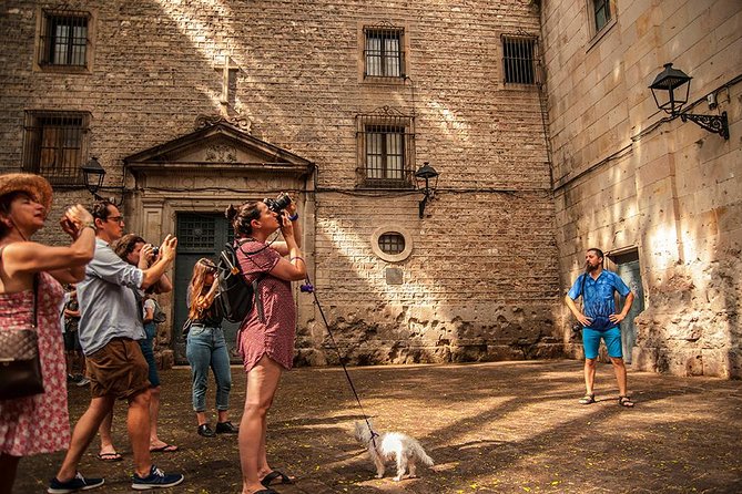 Private Photography Walking Tour With a Local - Directions