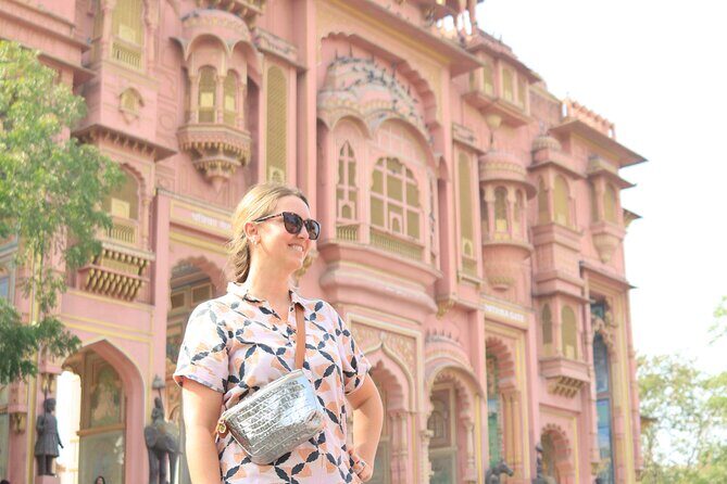 Private Photoshoot at Patrika Gate in jaipur - Who Is This Tour Best For?