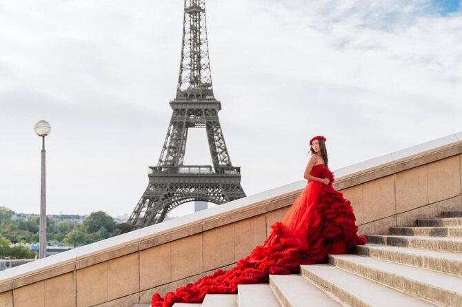 Private Photoshoot Experience of Eiffel Tower in Princess Dress - Good To Know