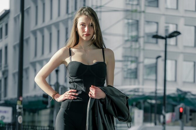 Private Photoshoot in Brussels With a Pro - Booking and Pricing Information