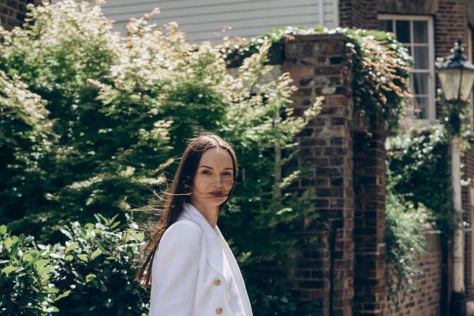 Private Photoshoot in London - Booking Confirmation and Availability