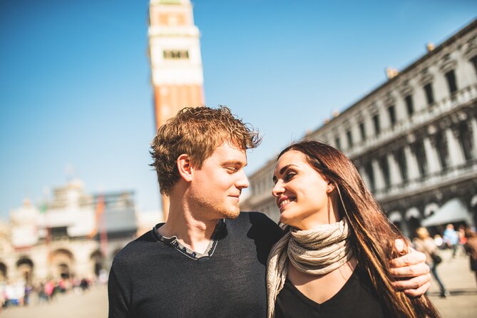 Private Photoshoot on Personal Gondola in Venice - Inclusions