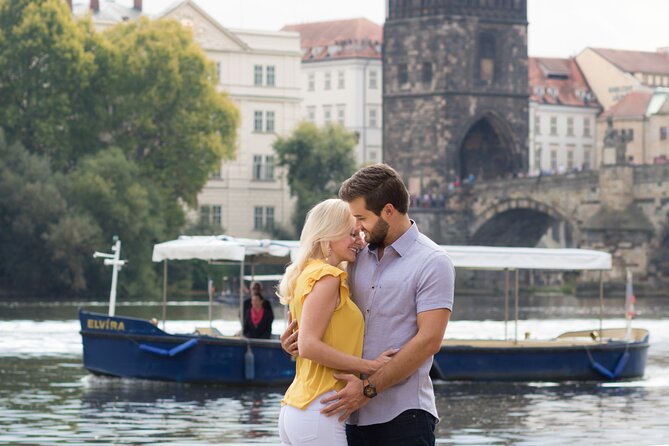 Private Photoshoot Tour in Prague - Additional Information
