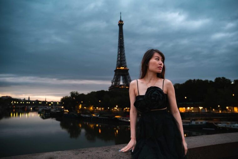 Private Photoshoot Tour Near Your Chosen Famous Landmark - Photoshoot Experience