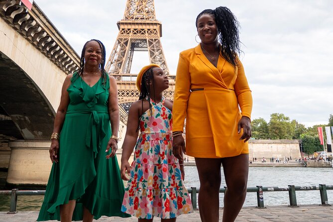 Private Photoshoot With the Iconic Eiffel Tower in Paris - Authenticity of Reviews