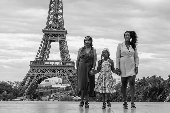 Private Photoshoot With the Iconic Eiffel Tower in Paris - Common Questions