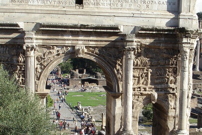 Private Pick up Airport and Driving Tour - Pricing Details