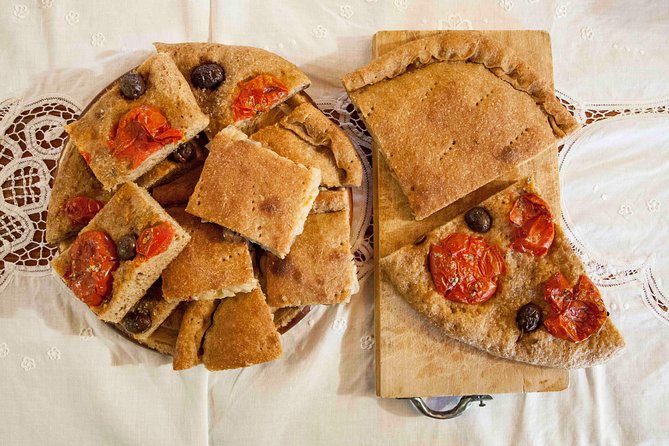 Private Pizza & Tiramisu Class at a Cesarinas Home With Tasting in Asti - Booking Information