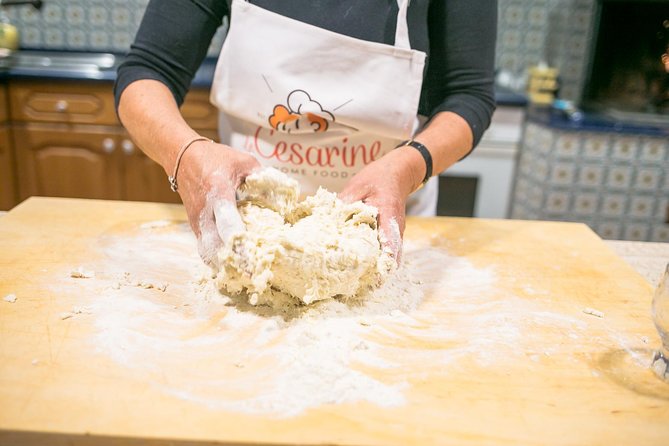 Private Pizza & Tiramisu Class at a Cesarinas Home With Tasting in Lecce - Good To Know