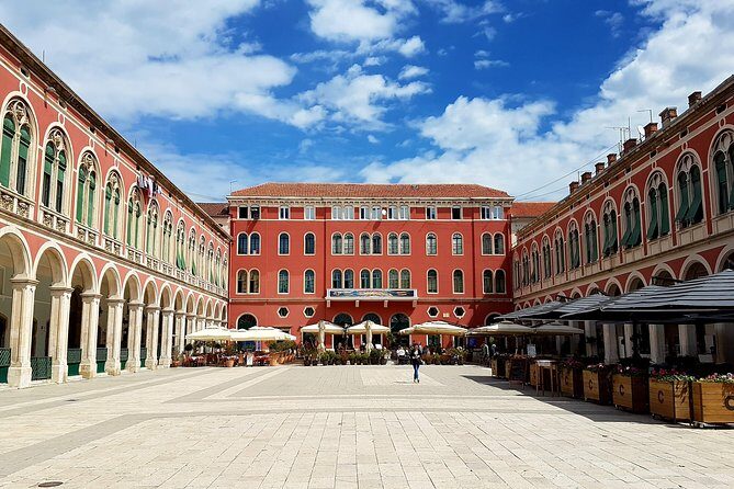 Private Plitvice Lakes Tour - Day Trip from Zagreb (entrance ticket included) - FAQ