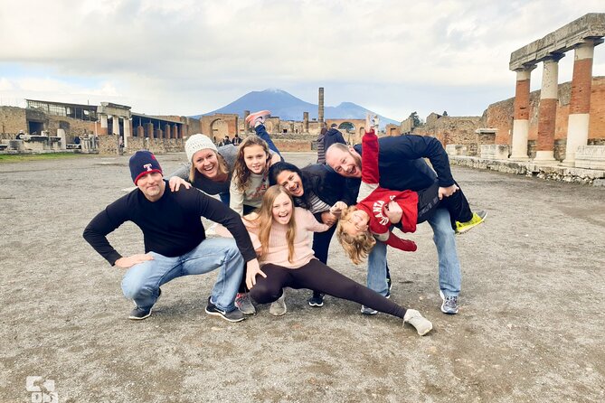 Private Pompeii Tour With an Archaeologist and Wine Experience on Mt Vesuvius - Pickup and Meeting Information