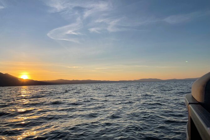 Private Pontoon Boat Rental in Lake Tahoe - Reviews and Pricing