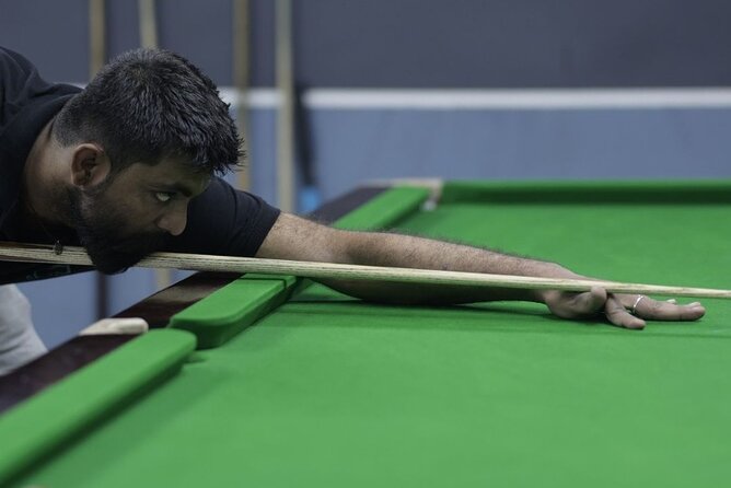 Private Pool & Snooker Class in The Statue Circle of Jaipur India - Meeting and Pickup Options