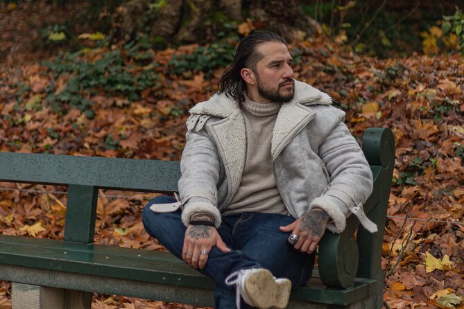 Private Portrait Photo Shoot in Brussels - Inclusions and Accessibility