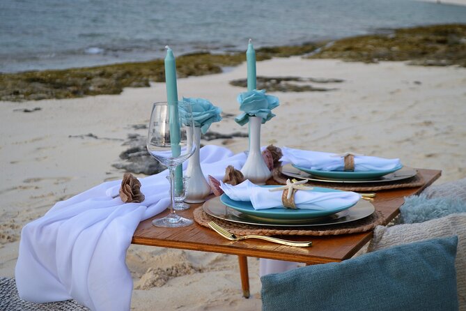 Private Posh Picnic on Nassaus Beach - Exquisite Picnic Setup
